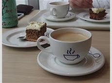 pâtisserie + boisson chaude ( thé ou café)